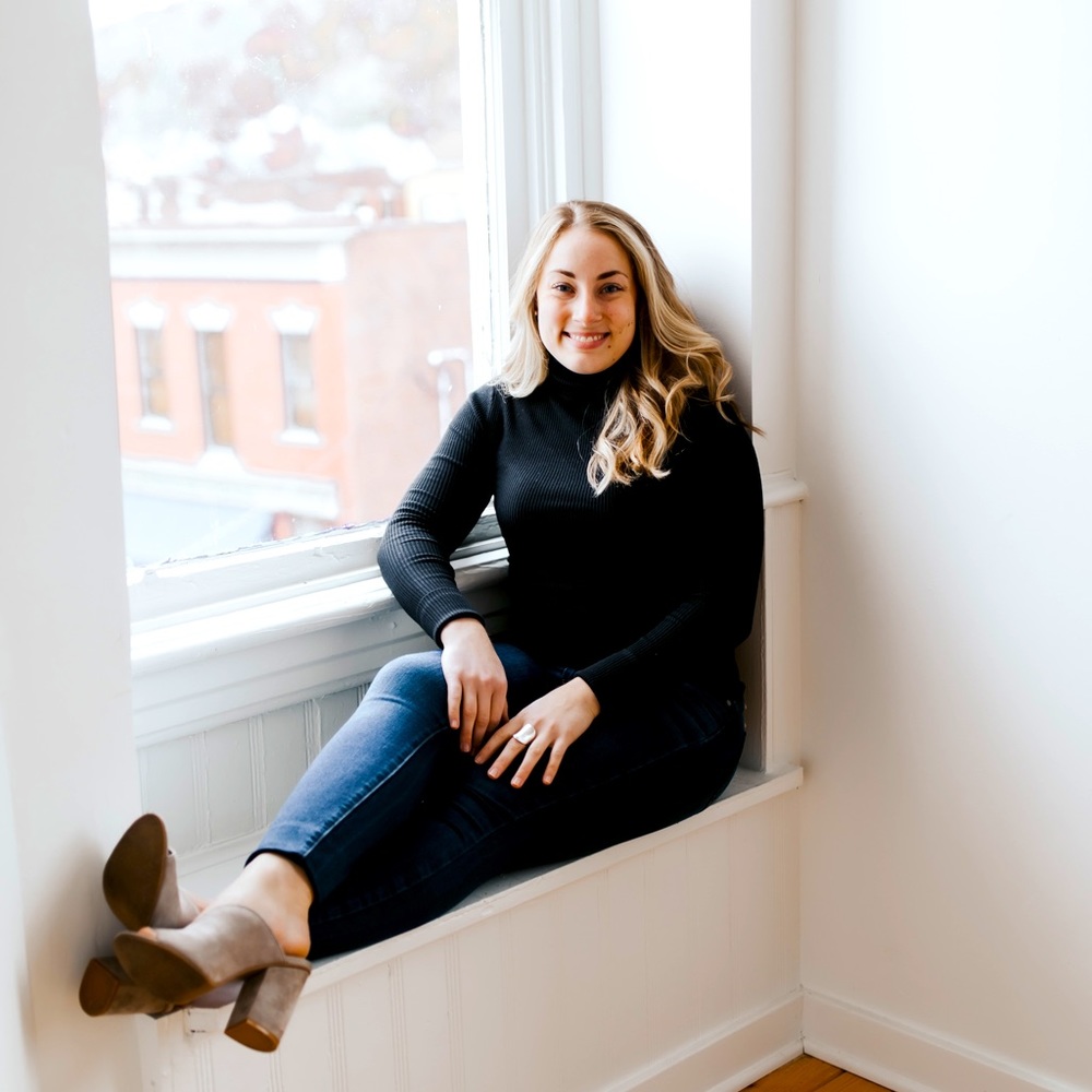 Meet your Posher, Alexandra